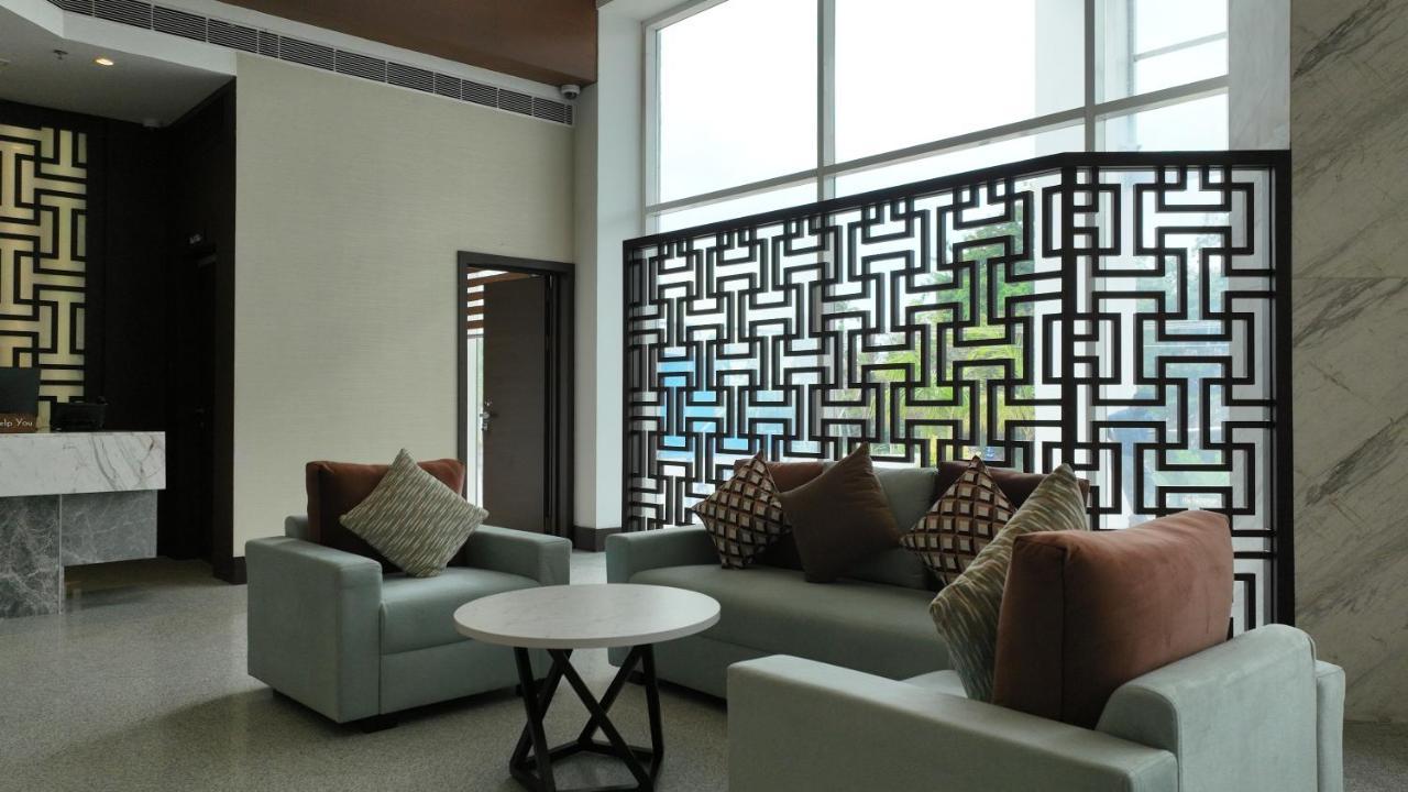 Gokulam Grand Trivandrum Thiruvananthapuram Exterior photo
